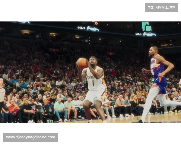 震撼集锦回顾:NBA赛场惊心动魄的经典时刻与绝美扣篮展现 震撼集锦回顾:NBA赛场惊心动魄的经典时刻与绝美扣篮展现